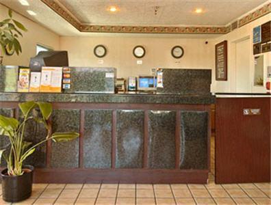 Days Inn By Wyndham Ontario Airport Interior photo